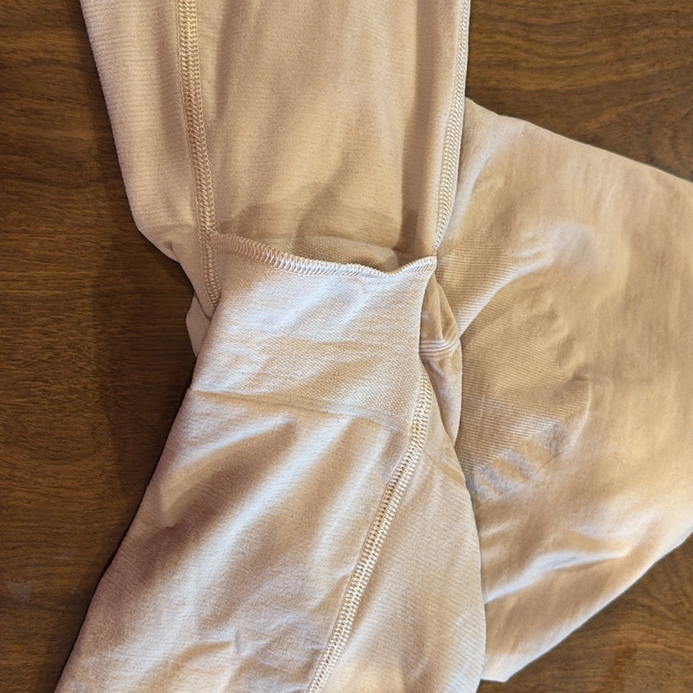 Spanx Higher Power Short size M color soft nude Comes with no box looks clean. - Picture 4 of 9